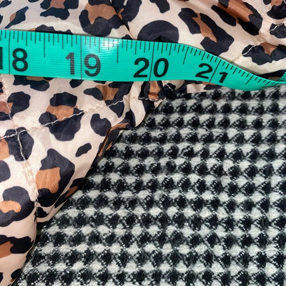 Zara cheetah print lightweight puffer crop Jacket - Picture 8 of 10